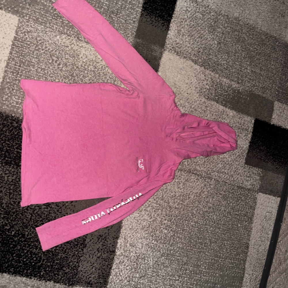 Pink Vineyard Vines XL hoodie tshirt